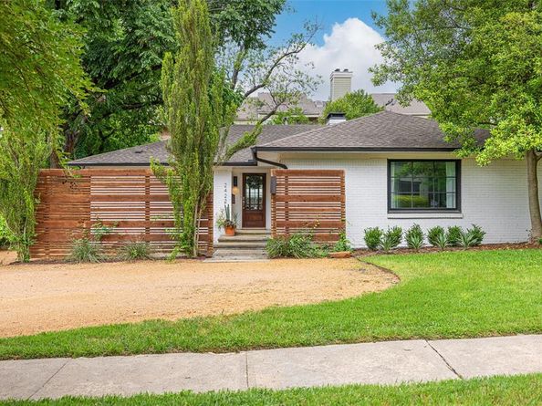 2422  Loving Avenue , Dallas Texas 75214