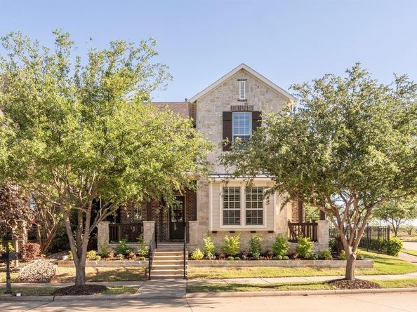 2200  Whitman Lane , Carrollton Texas 75010