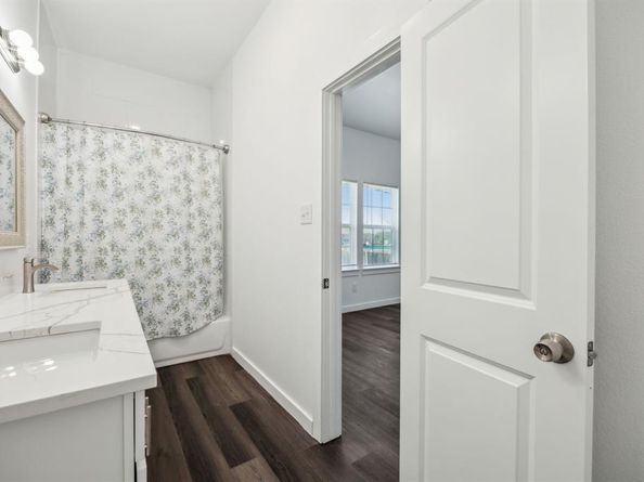 6202  Trinity Creek Drive , Dallas Texas 75217