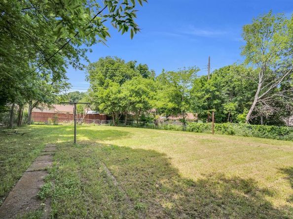7617  Texridge Drive , Dallas Texas 75232