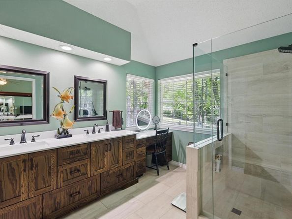 2610  Fernwood Drive , Highland Village Texas 75077