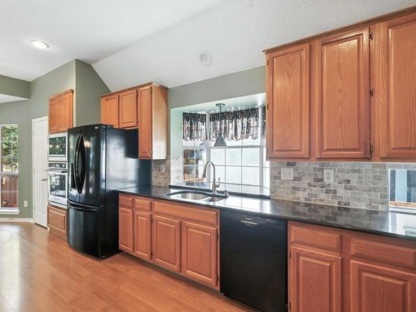 2610  Fernwood Drive , Highland Village Texas 75077