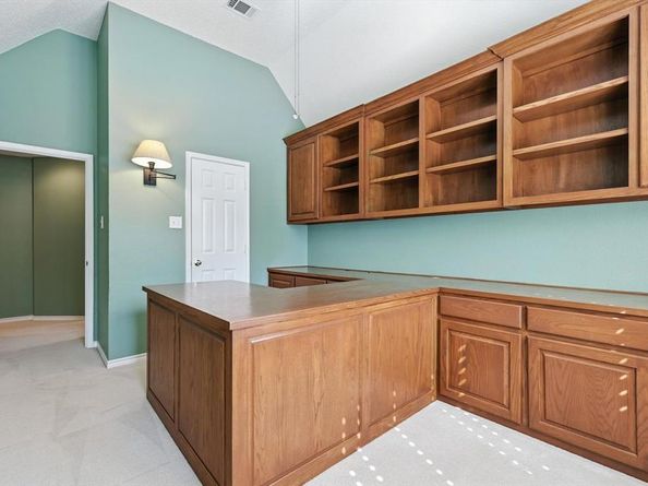 2610  Fernwood Drive , Highland Village Texas 75077