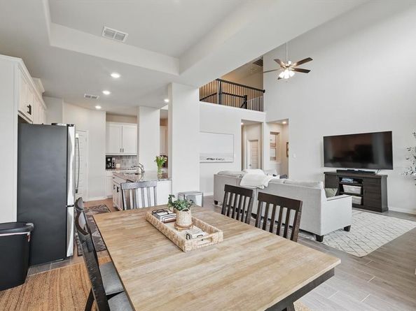2400  Peebles Lane , Denton Texas 76207