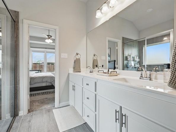 2400  Peebles Lane , Denton Texas 76207