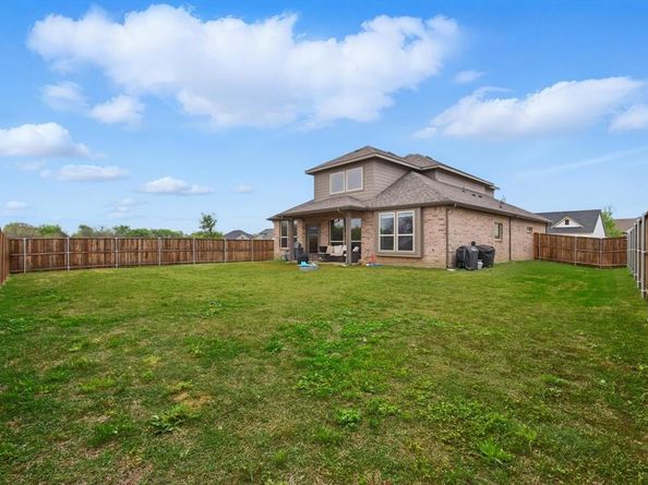 2400  Peebles Lane , Denton Texas 76207