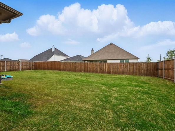 2400  Peebles Lane , Denton Texas 76207
