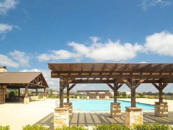 712  Liner Lane , Fate Texas 75087