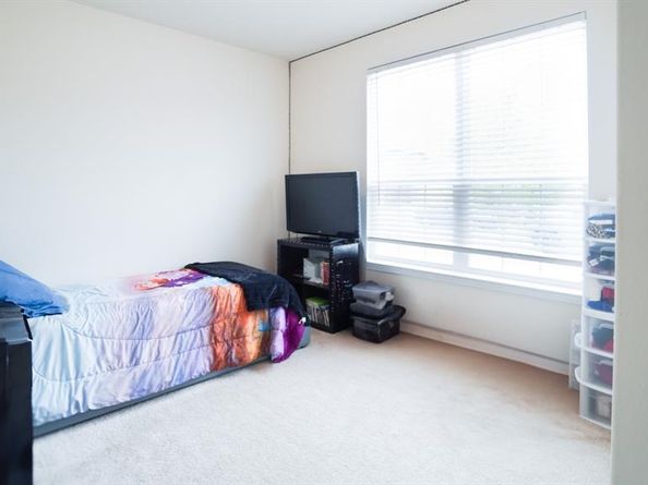 712  Liner Lane , Fate Texas 75087