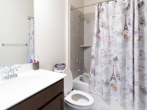 712  Liner Lane , Fate Texas 75087