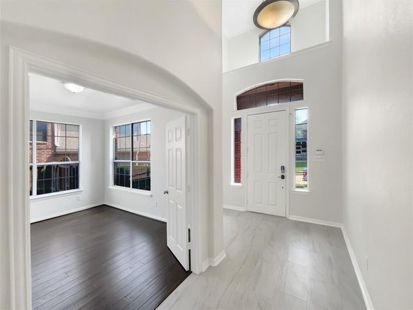 8504  Balta Court , Irving Texas 75063