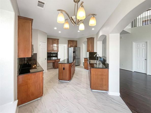 8504  Balta Court , Irving Texas 75063