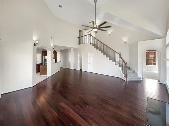 8504  Balta Court , Irving Texas 75063