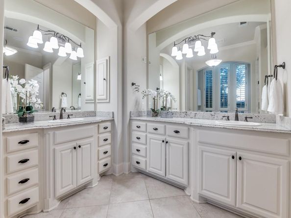 2911  Merlin Drive , Lewisville Texas 75056