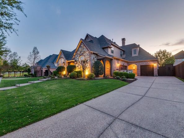 2911  Merlin Drive , Lewisville Texas 75056