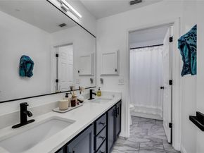 409  Baldwin Street , Grand Prairie Texas 75052