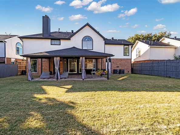 409  Baldwin Street , Grand Prairie Texas 75052