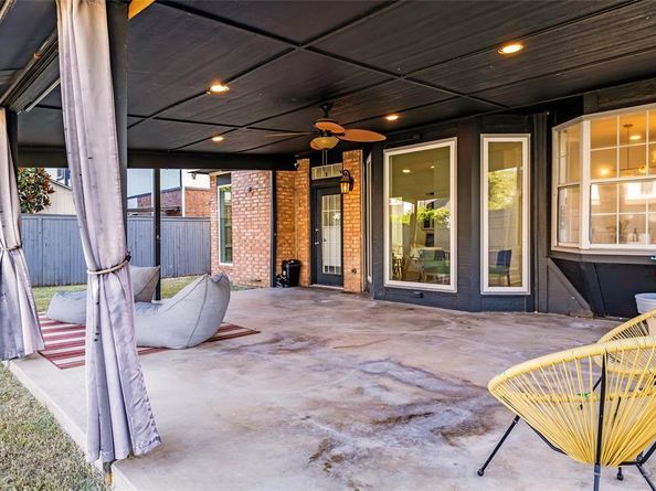 409  Baldwin Street , Grand Prairie Texas 75052