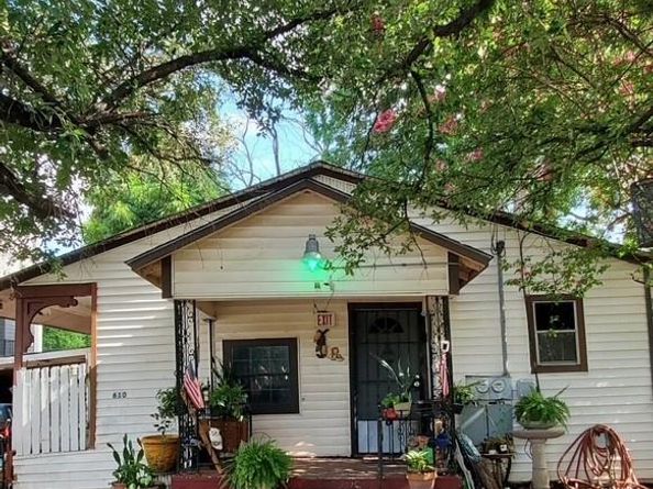 610 W 12th Street , Dallas Texas 75208