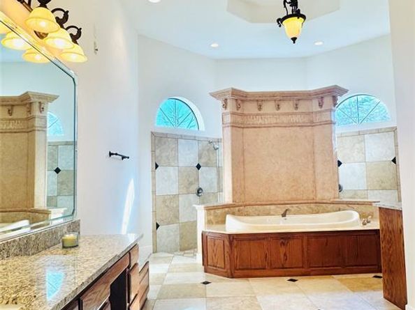2861  Lakeview Drive , Cedar Hill Texas 75104
