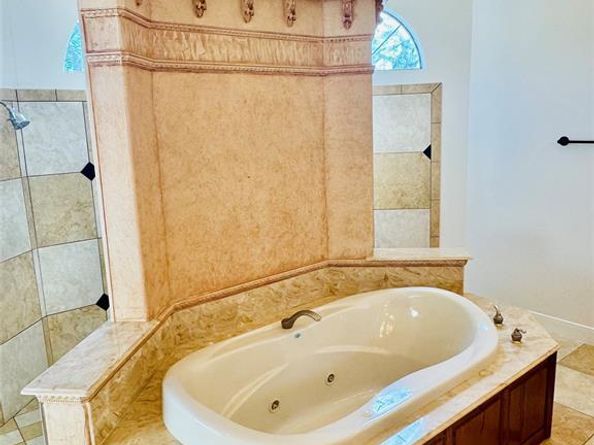 2861  Lakeview Drive , Cedar Hill Texas 75104