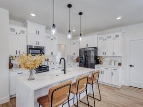 3230  6th Avenue , Fort Worth Texas 76110