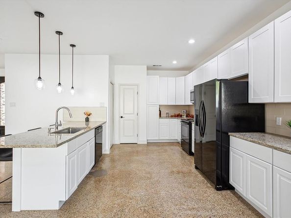116 S Tatum Avenue , Dallas Texas 75211