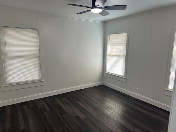 8335  Nisqually  , Dallas Texas 75217