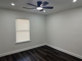 8335  Nisqually  , Dallas Texas 75217