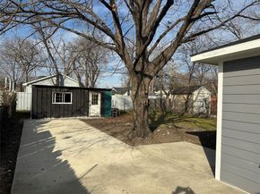 8335  Nisqually  , Dallas Texas 75217