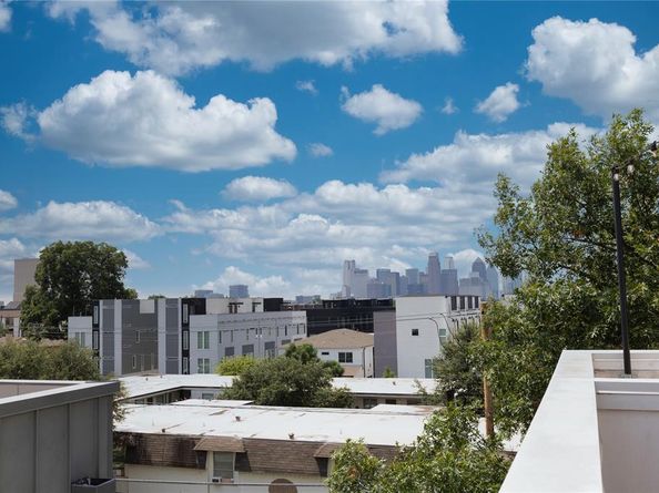 2016 N Fitzhugh Avenue  101, Dallas Texas 75204