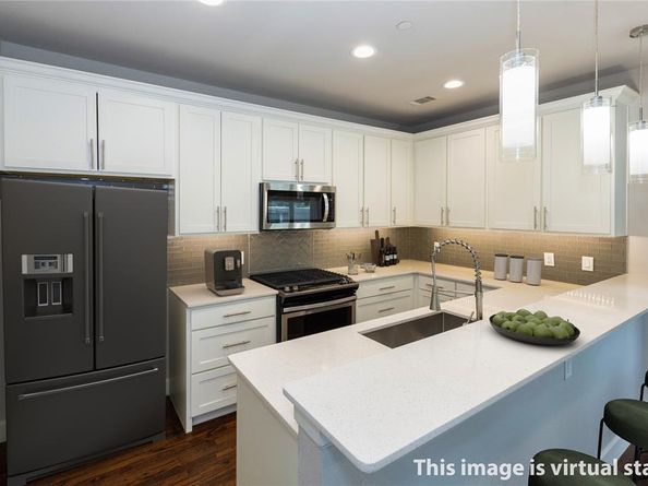 2016 N Fitzhugh Avenue  101, Dallas Texas 75204