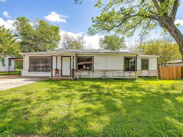 1031  Wade Hampton Street , Benbrook Texas 76126