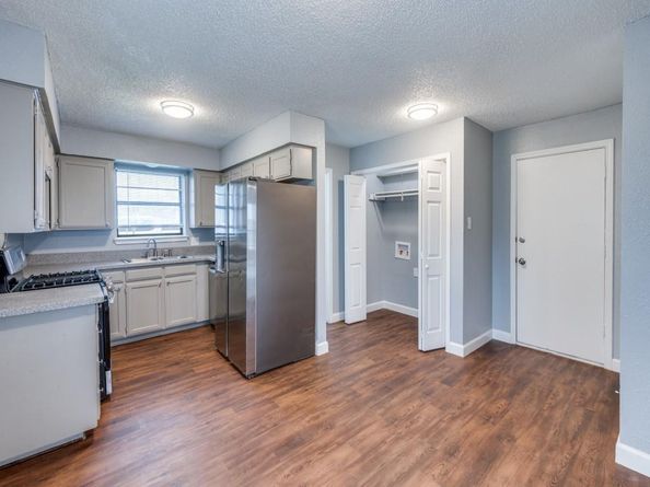 1208  English Street  1210, Irving Texas 75061