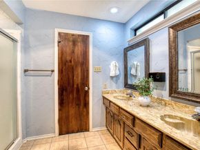 320  Blue Quail Court , Bedford Texas 76021