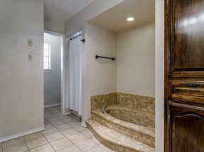 320  Blue Quail Court , Bedford Texas 76021