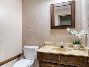 320  Blue Quail Court , Bedford Texas 76021