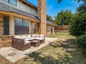 320  Blue Quail Court , Bedford Texas 76021
