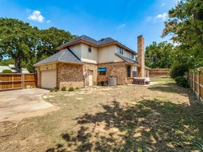 320  Blue Quail Court , Bedford Texas 76021