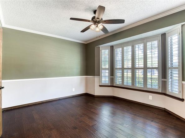 320  Blue Quail Court , Bedford Texas 76021