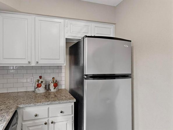 218 N Beacon Street  108, Dallas Texas 75214