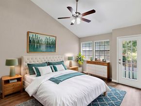 218 N Beacon Street  108, Dallas Texas 75214