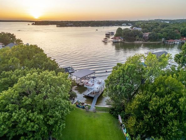 7844  Skylake Drive , Fort Worth Texas 76179
