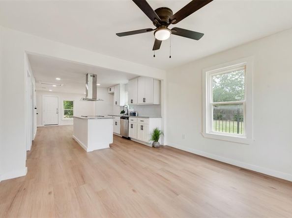 2108  Rw Bivens Lane , Fort Worth Texas 76105