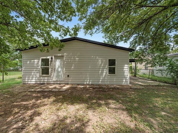 2108  Rw Bivens Lane , Fort Worth Texas 76105