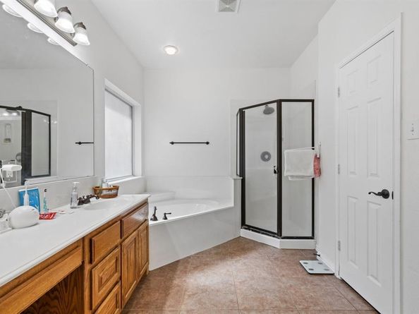 2112  Bentley Drive , Mansfield Texas 76063