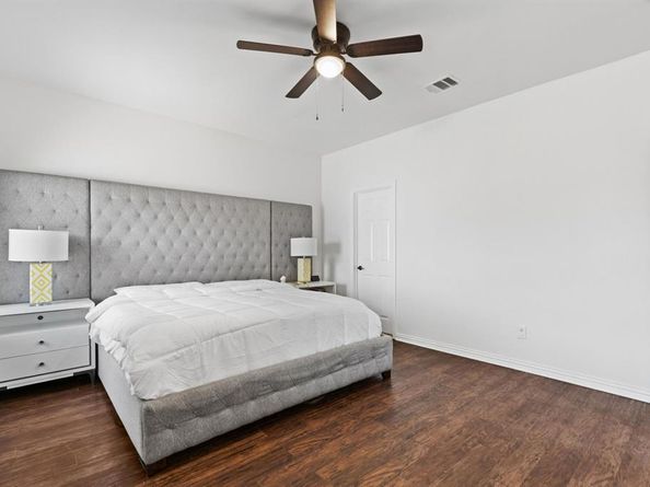 2112  Bentley Drive , Mansfield Texas 76063