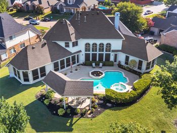 1340  Fairlakes Pointe Drive 