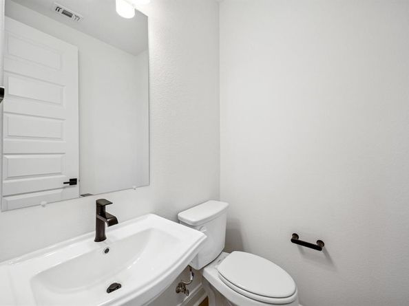 1016  Monarch Avenue , Crowley Texas 76036