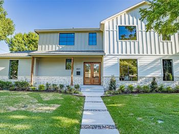 401  Crestover Circle 